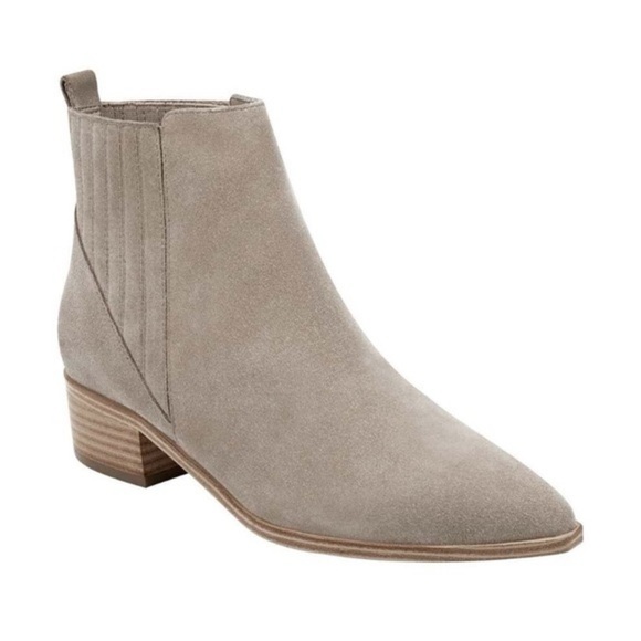 MARC FISHER Yolli Grey Suede Bootie - Picture 3 of 15
